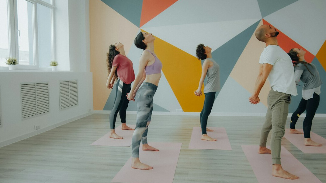 group wellness class participants
